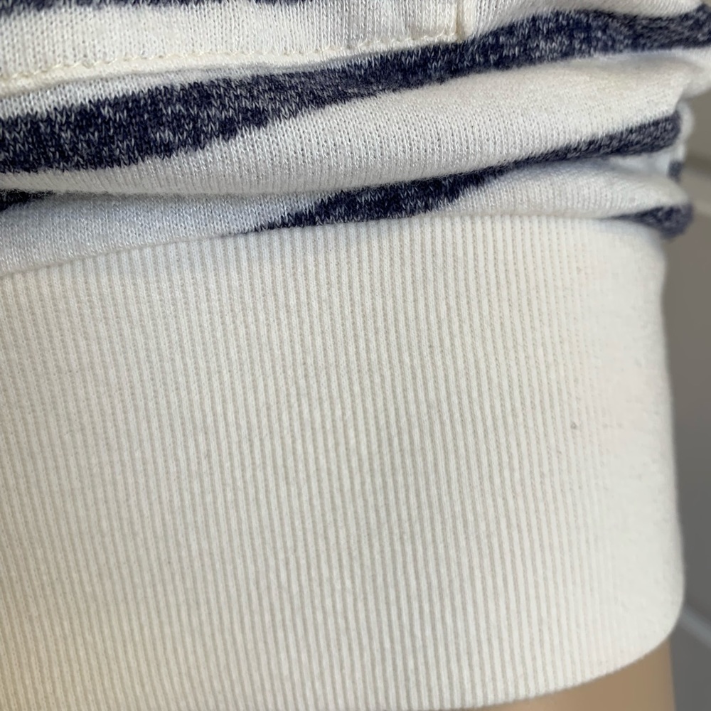 No label - Picture 8 of 8